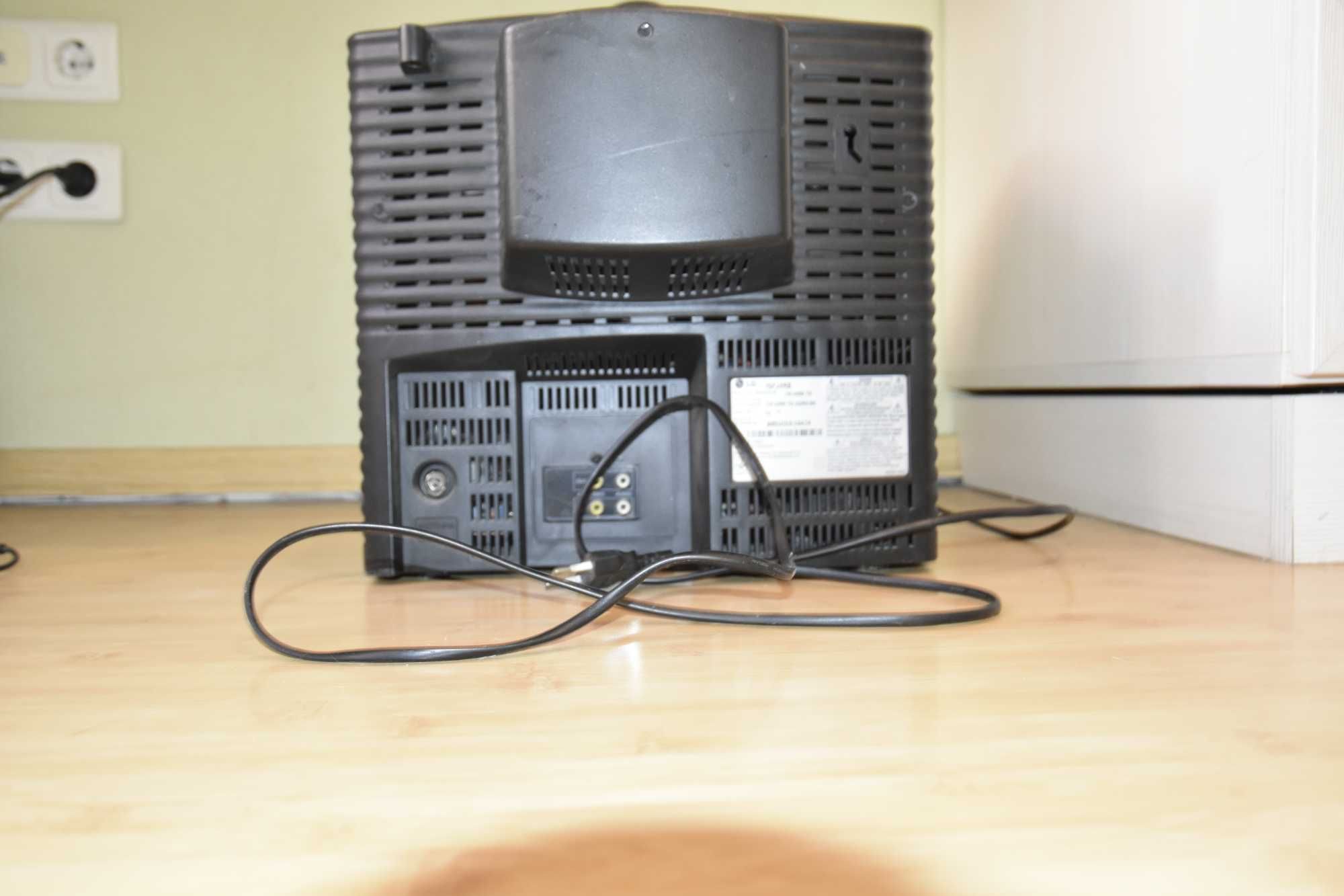 Телевизор LG 15FJRB-TH