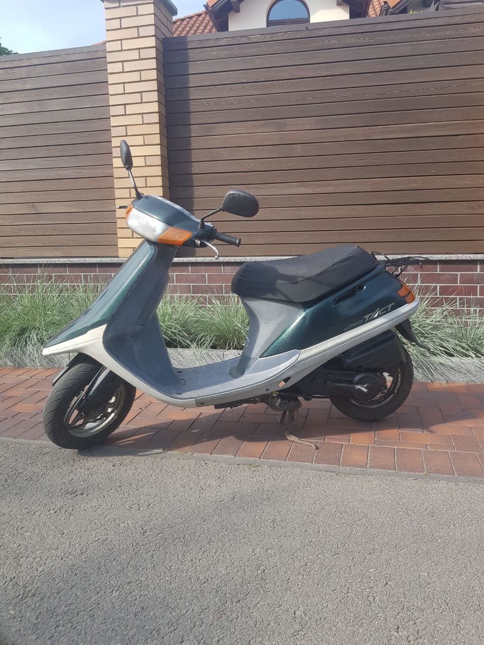 Продам скутер Honda takt 24
