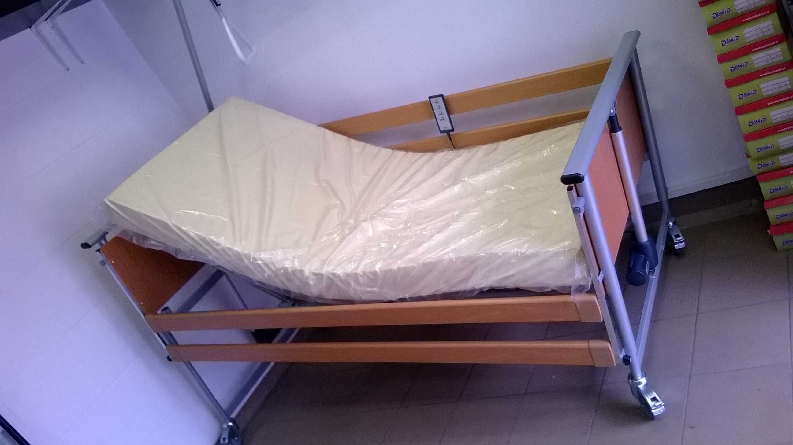 Łóżko rehabilitacyjne, medyczne Elbur PB 325. Dostawa z montażem