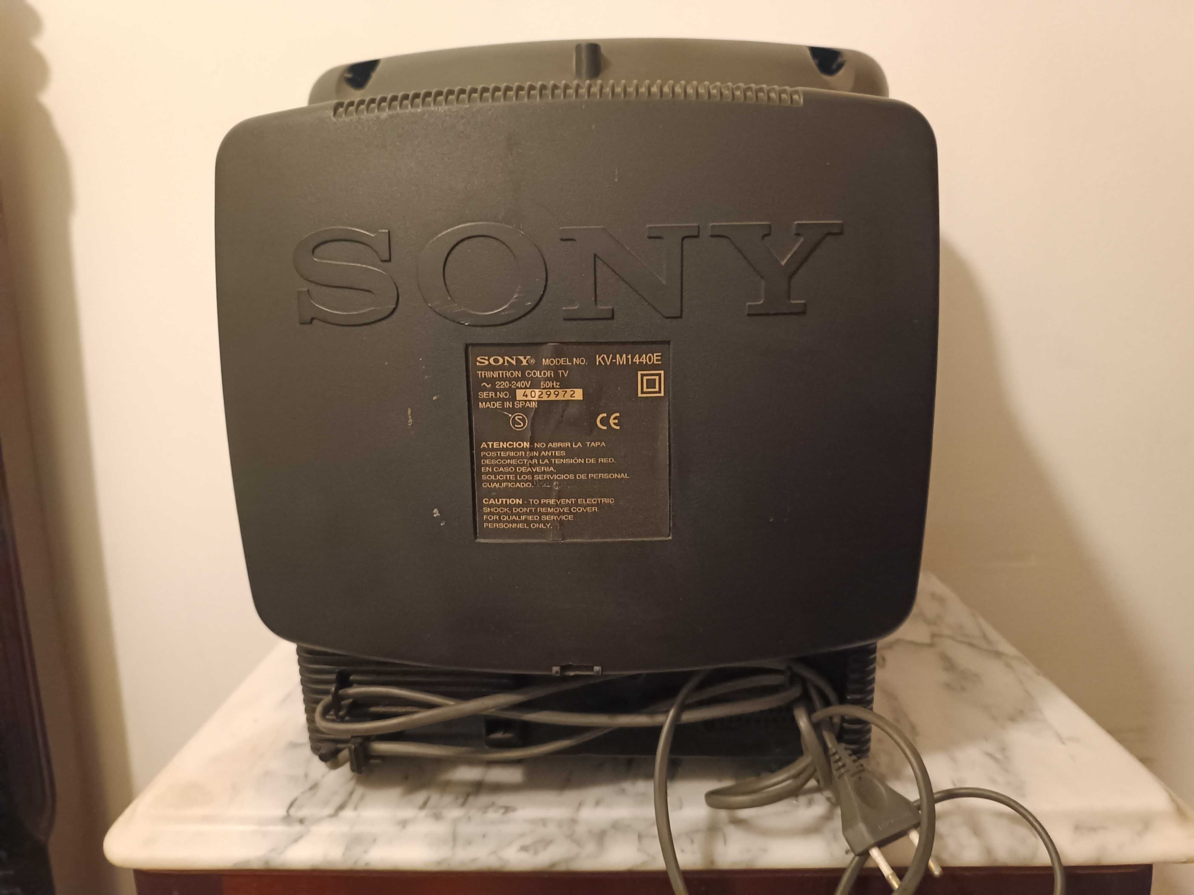 TV \ Televisão 14" - Sony KV-M1440E