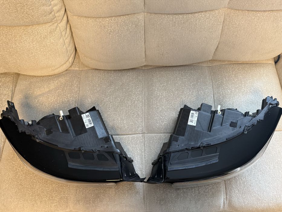 Фара права BMW i3 adaptive LED