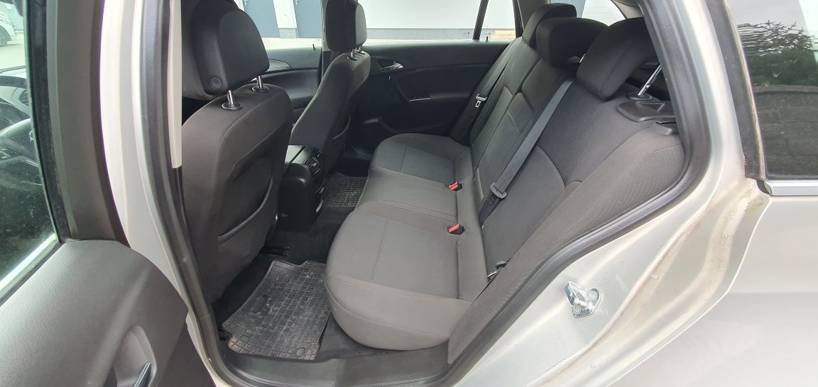 Opel Insignia 2.0 CDTI 130KM. Bezwypadkowy! Długie opłaty. Stan BDB.