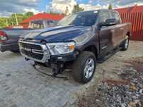 Dodge RAM Niski Przebieg, 5.7 4x4 Na miejscu