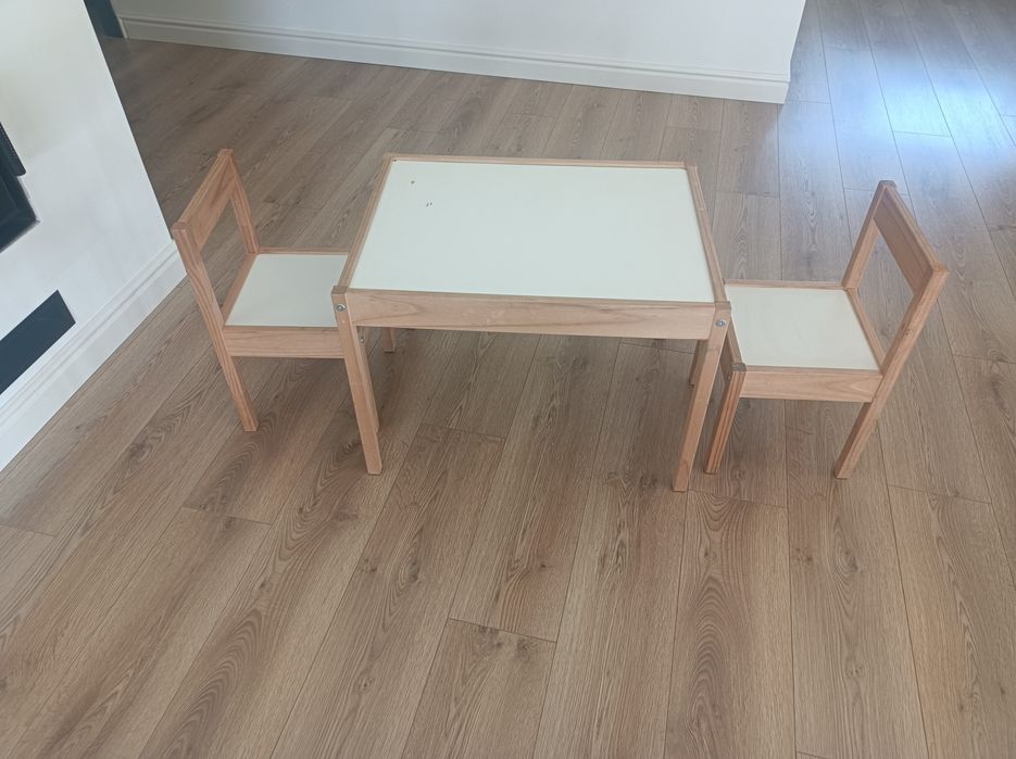 Ikea latt stolik i dwa krzesła dzieciecy