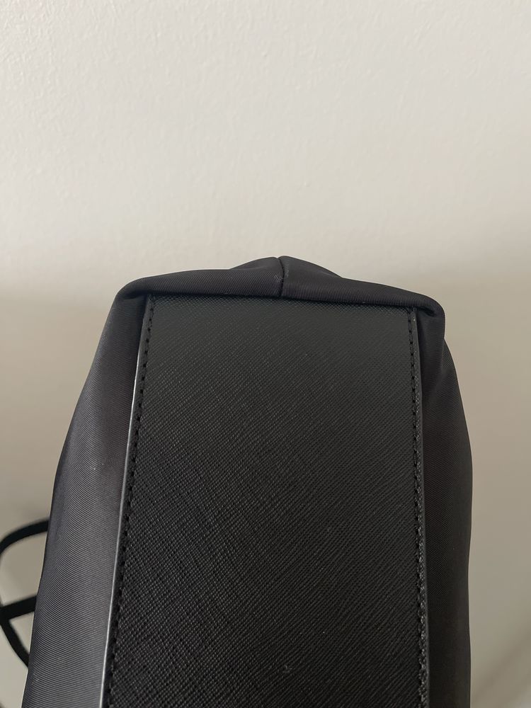 Mala shopper DKNY Nova Preta