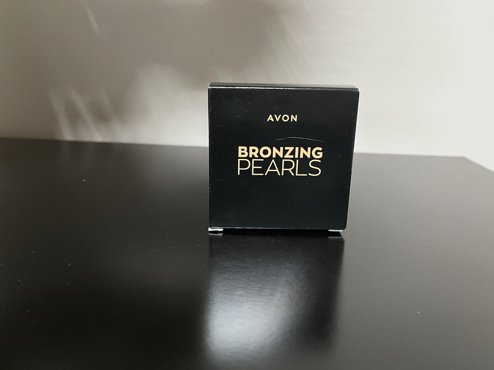 Avon Perełki brązujące medium