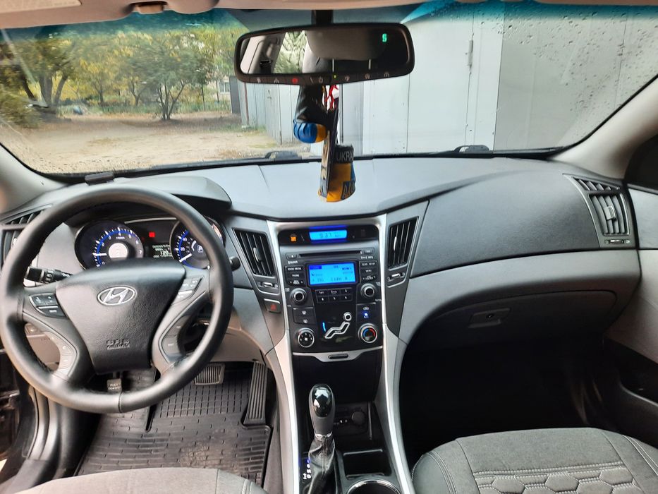 Продаж,Хюндай Соната,бензін,comfort.