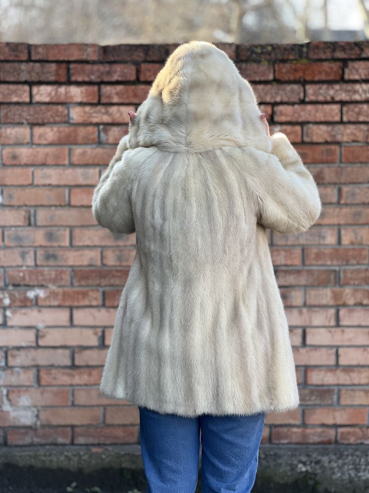 Шубка норкова, б/у