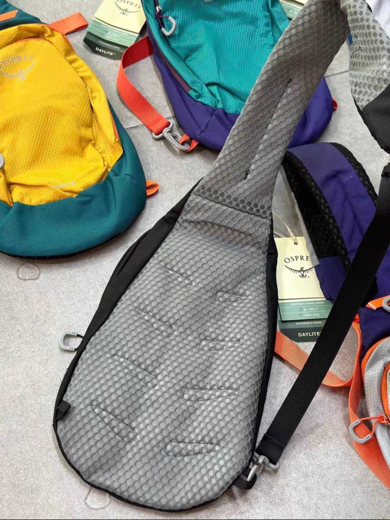 Рюкзак Osprey Daylite Sling 6L Black