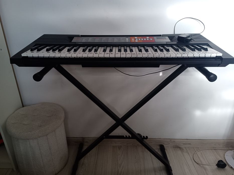 Keyboard Yamaha psr f50
