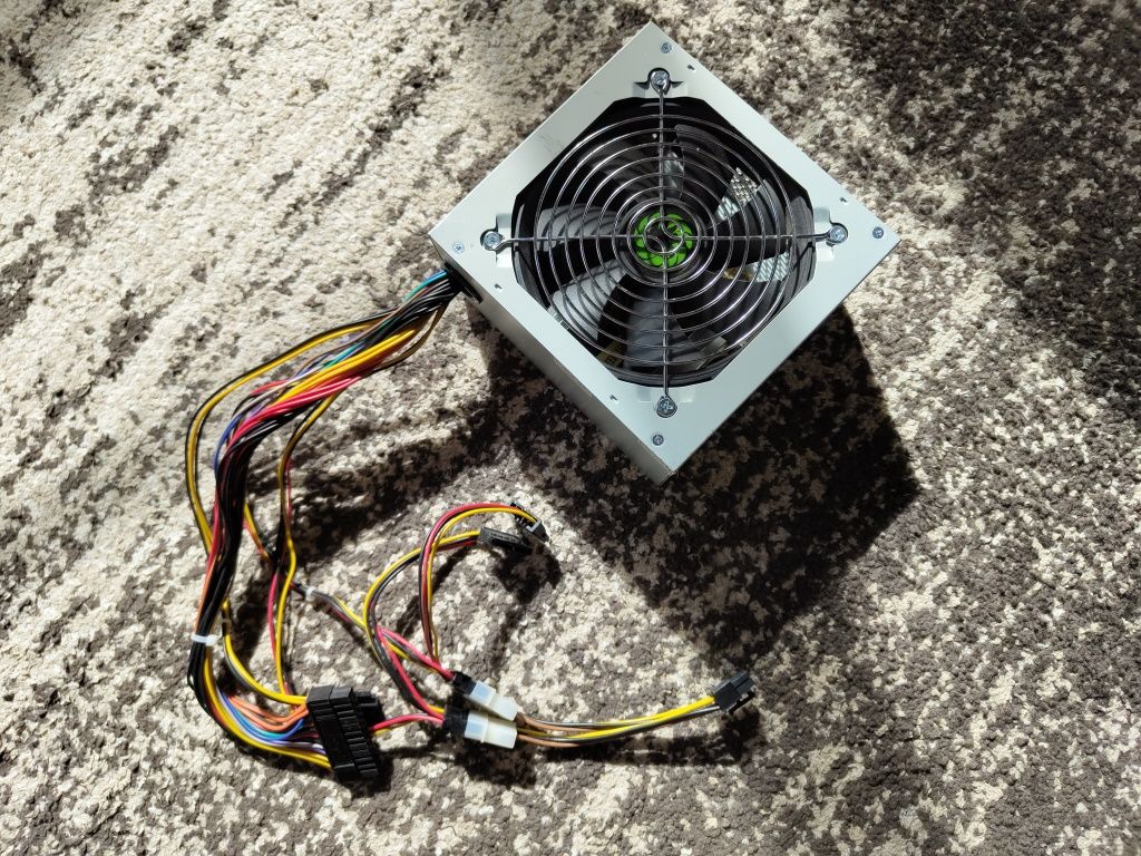 Блок питания 400 вт gamemax chieftec 350 500 450 6pin 6-pin gp