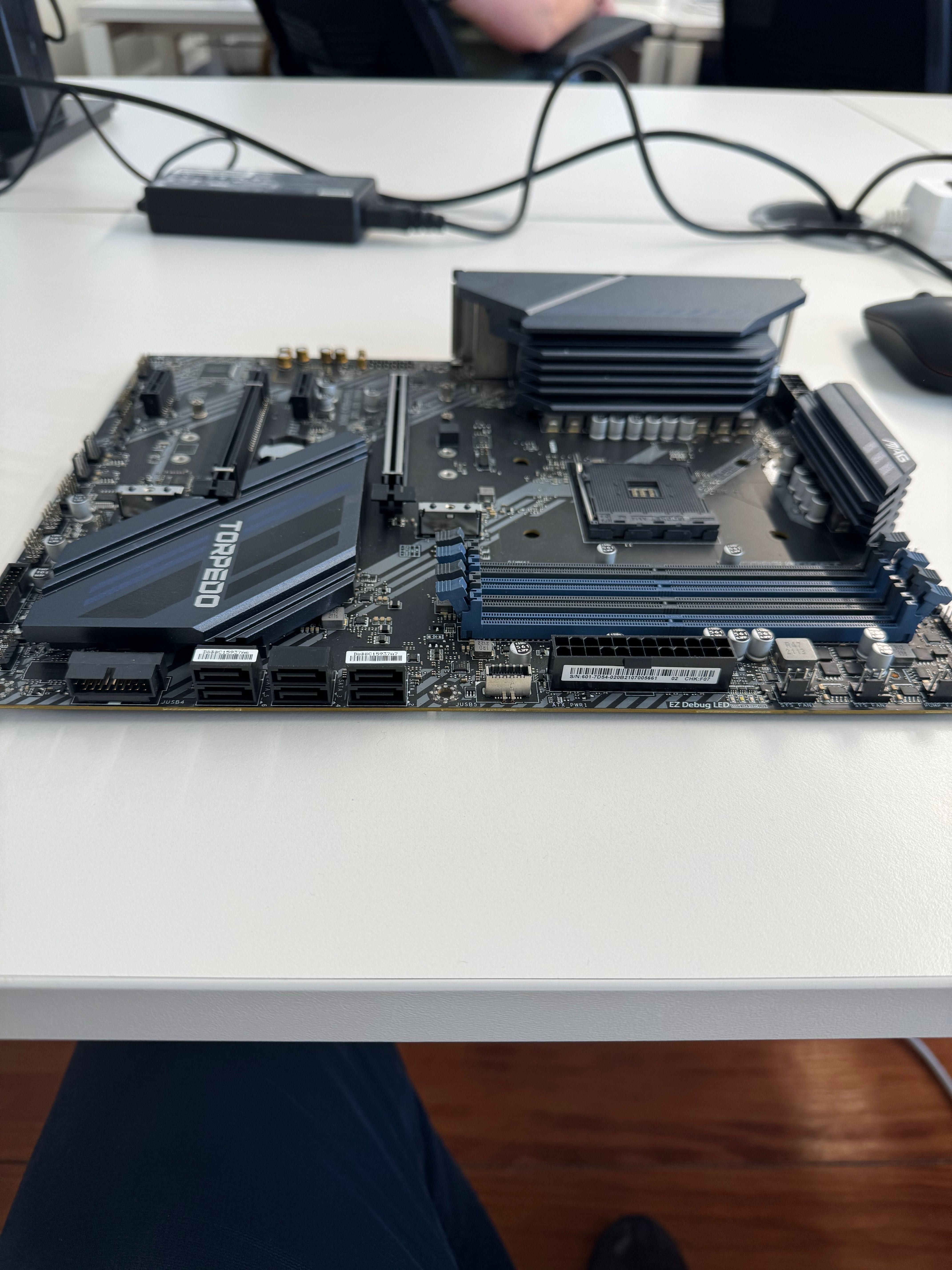 Motherboard MSI MAG X570S TORPEDO MAX