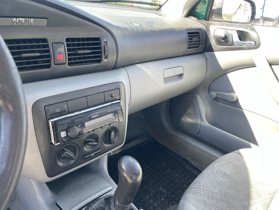 Skoda Octavia ( Tour )