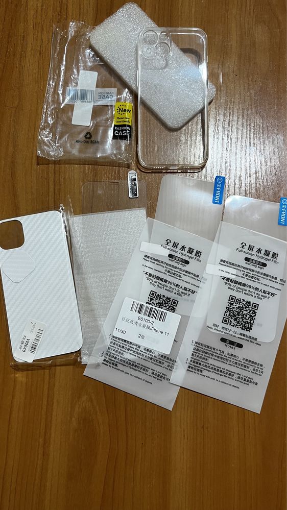 Комплект захисний: чохол, скло, плівки до Iphone 11