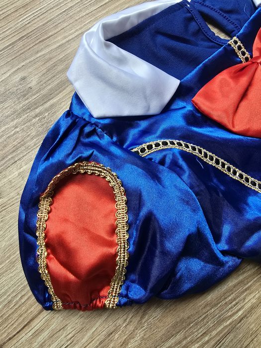 Strój przebranie kostium Śnieżki Królewna Śnieżka roz. 120 na 6-7 lat