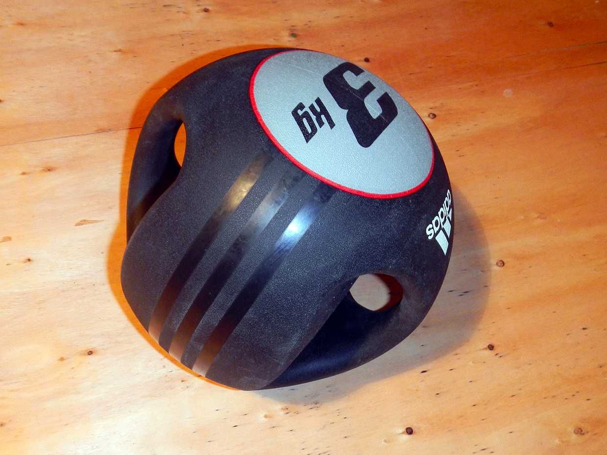 Bola medicinal Adidas 3 Kg