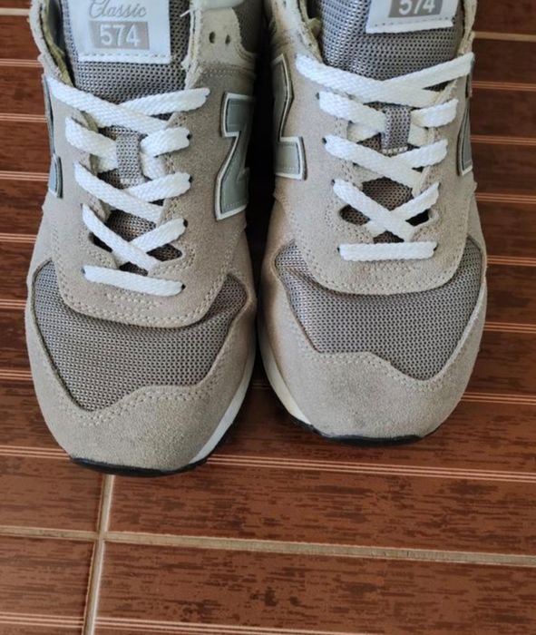 Оригінальні кросівки New Balance