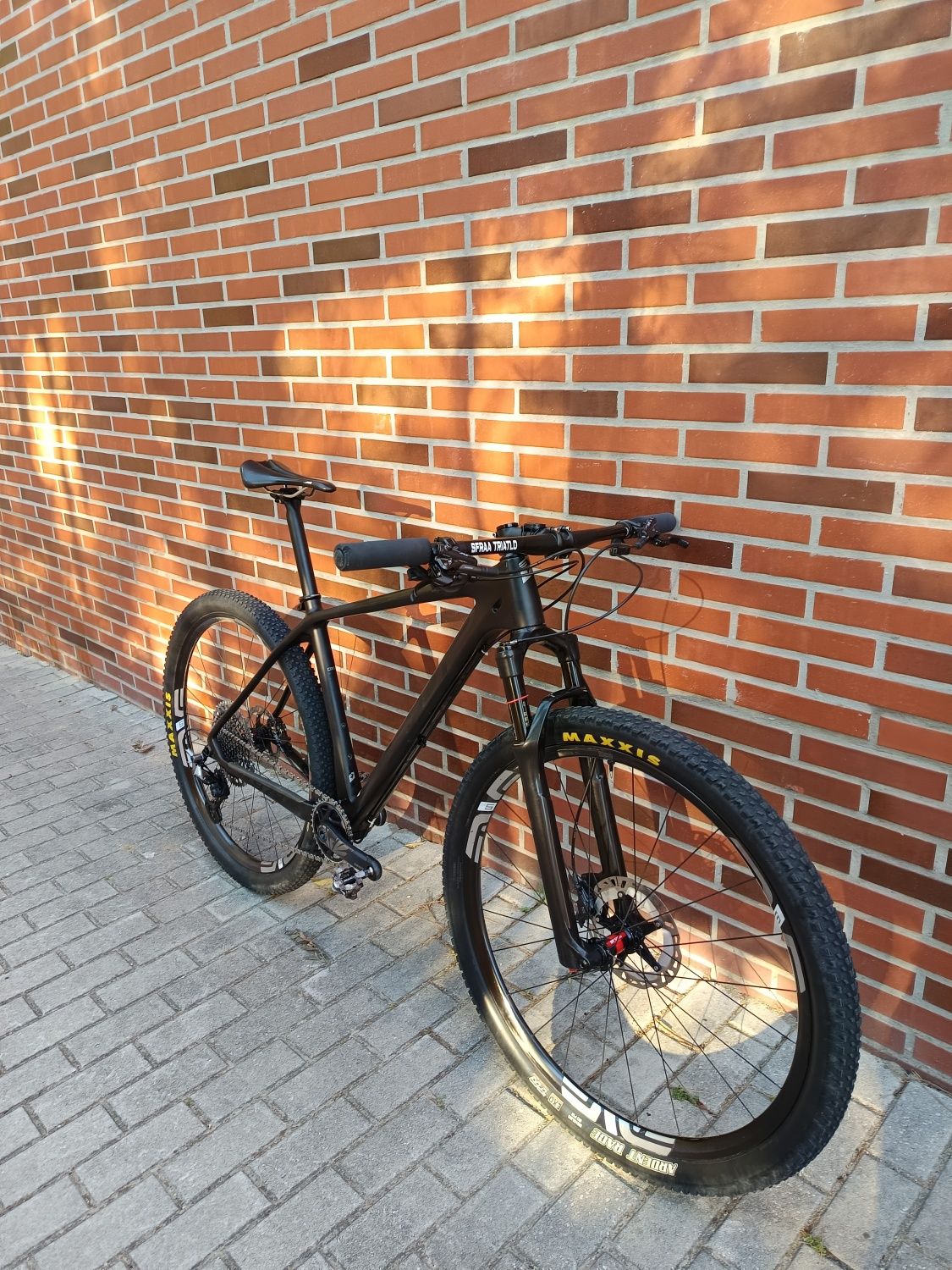 BTT Superior - L