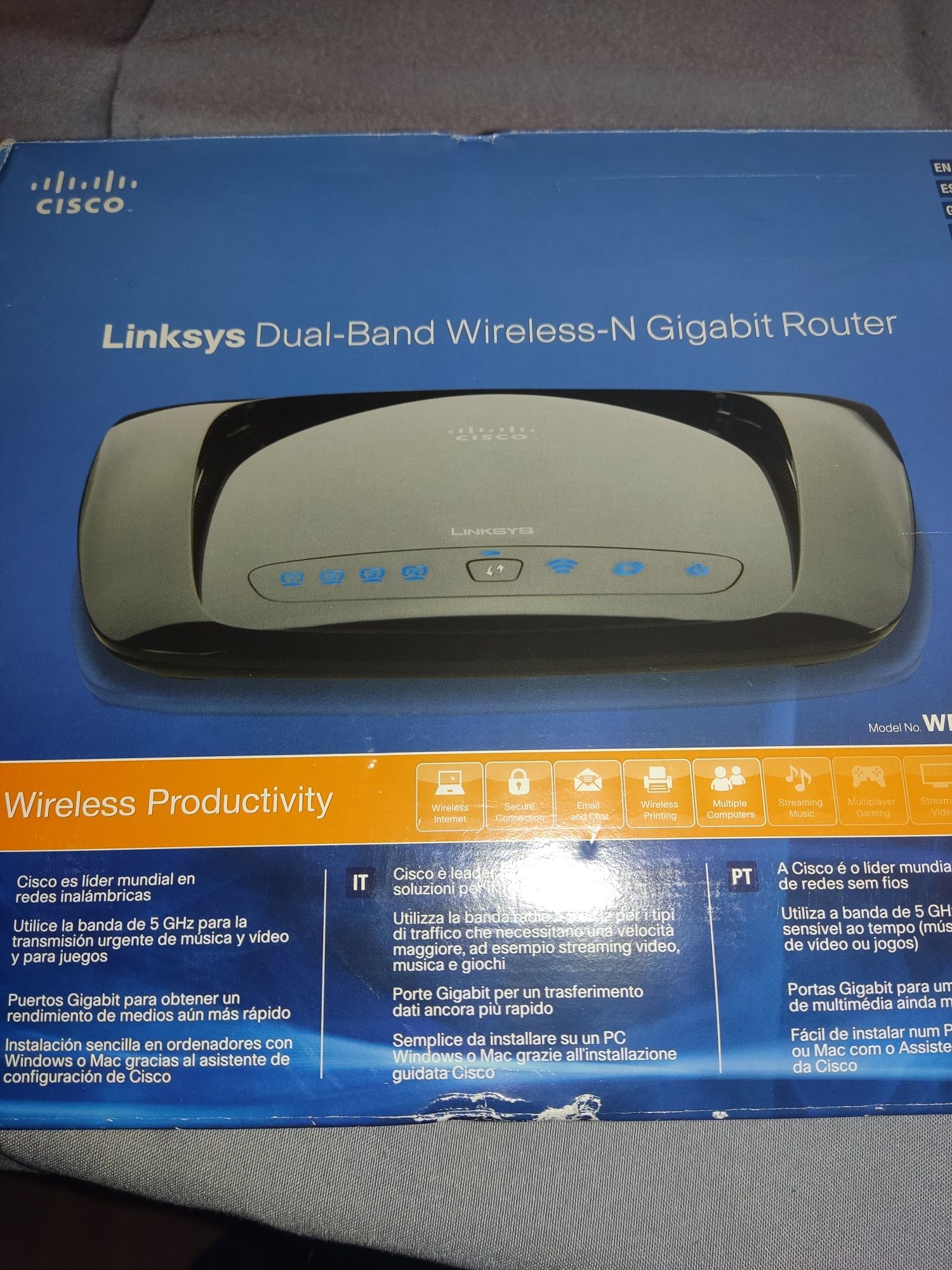 Router Cisco WRT320N