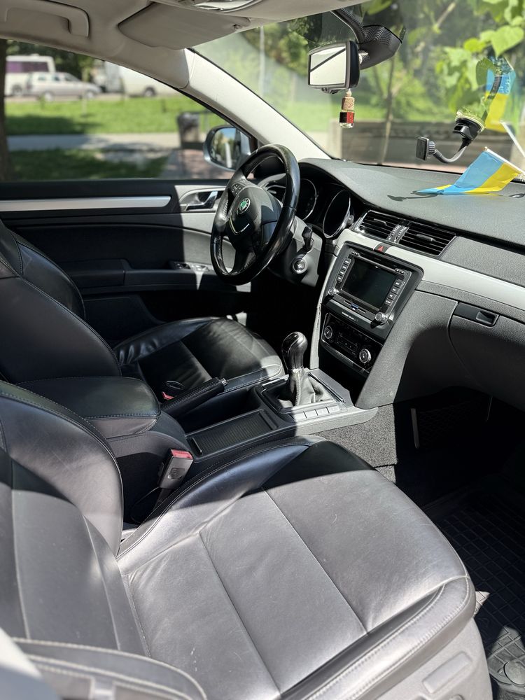 Skoda superb 1,6 TDI 2012