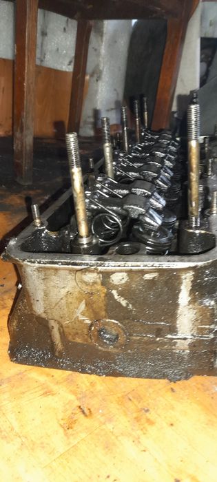 Продам головку ваз 2105