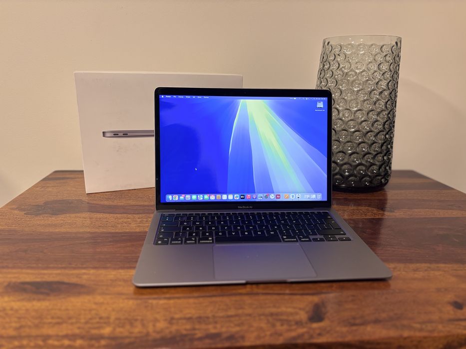 Macbook Air M1 8/256gb kondycja bateri 91% Okazja!