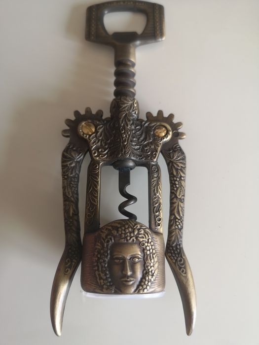 Saca rolhas vintage bronze