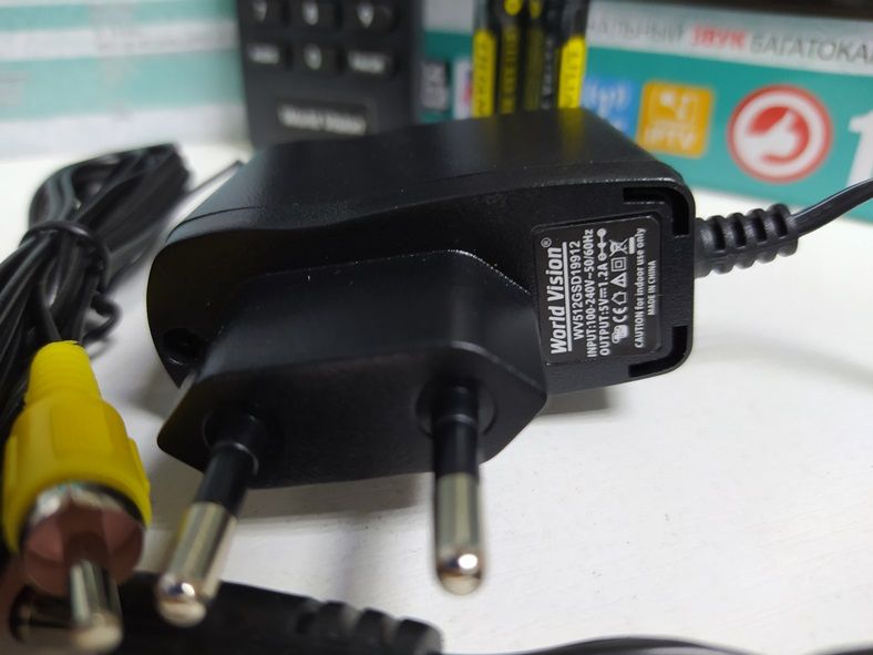 Приставка Т2 DVb-T2/C World Vision T624D3 тюнер ресивер приемник IPTV