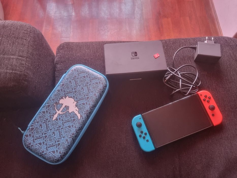 Nintendo Switch OLED