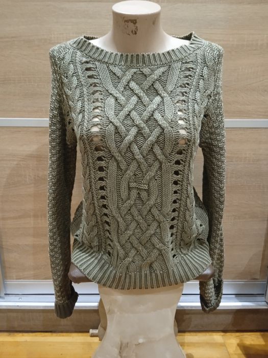 Женский свитер размер с