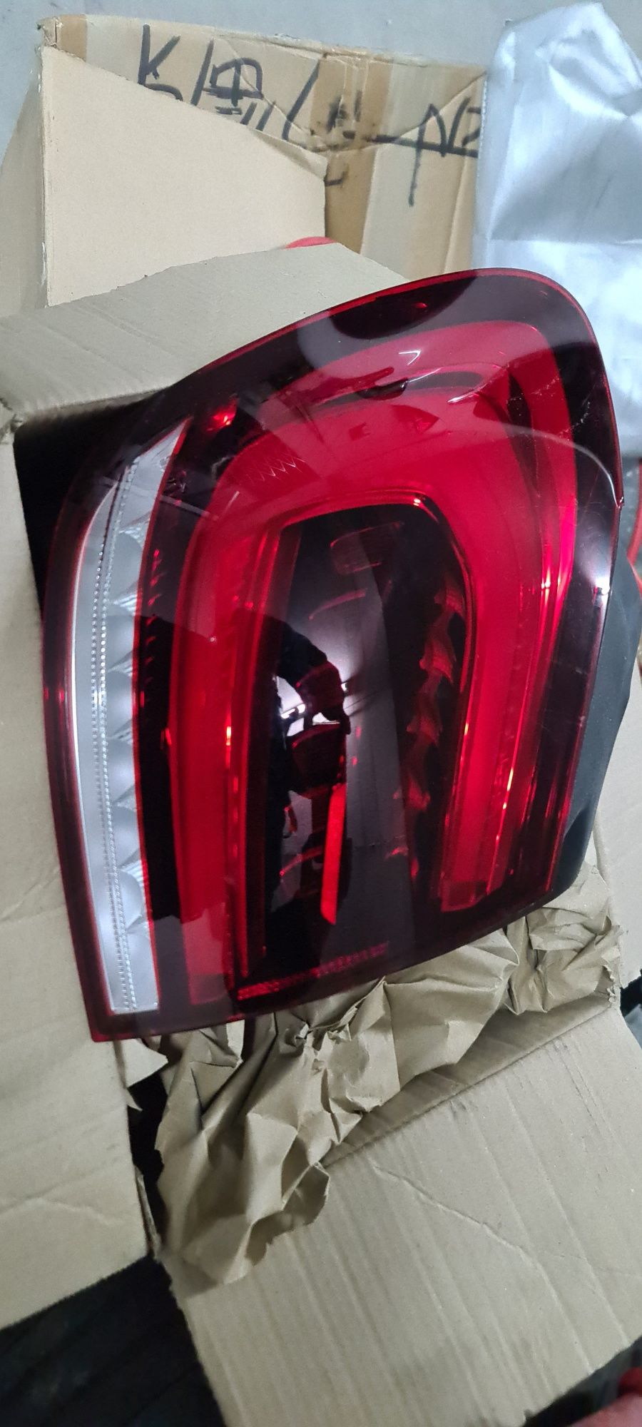 Farol Traseiro esquerdo Mercedes A