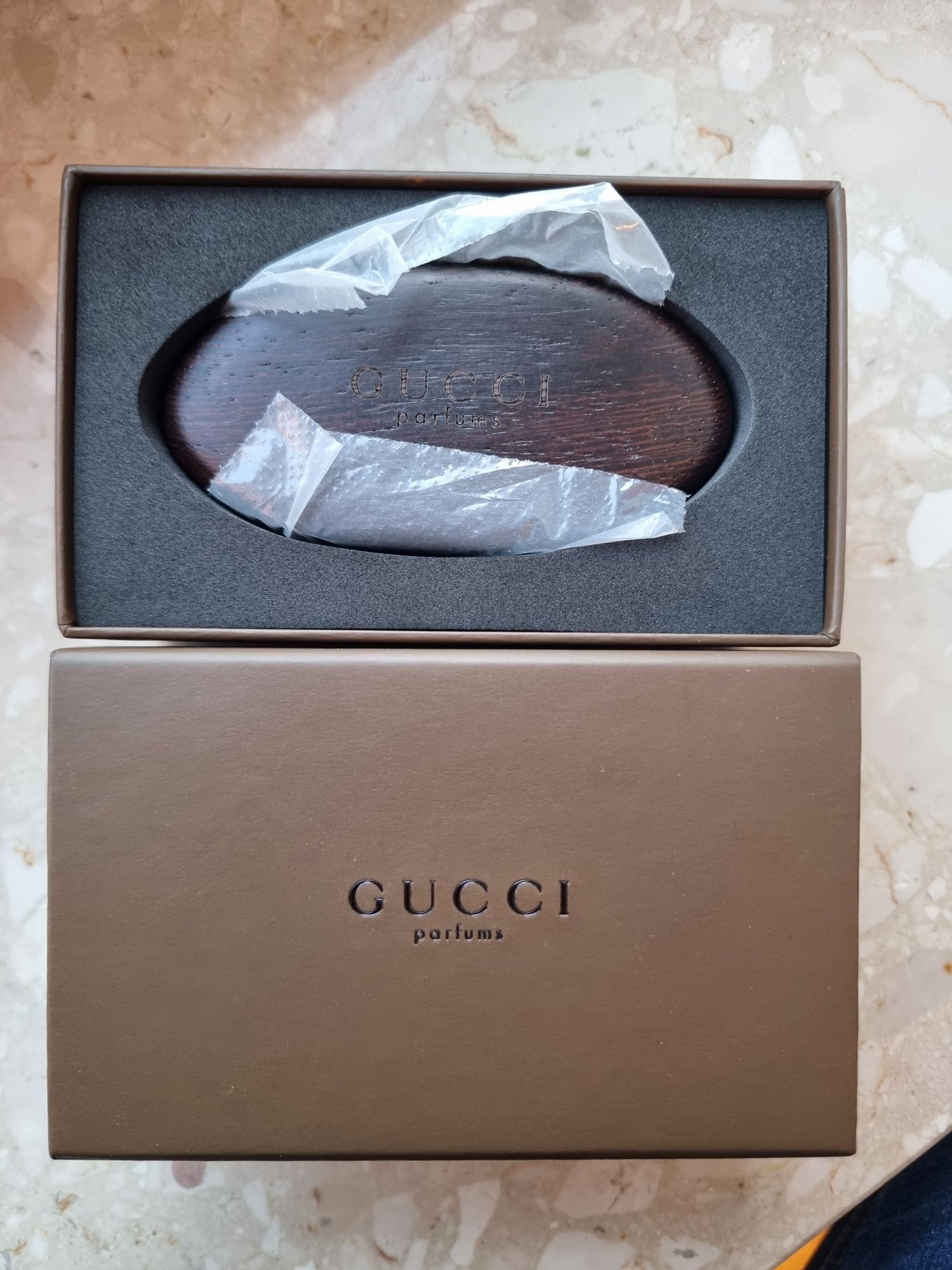 Gucci szczotka do brody