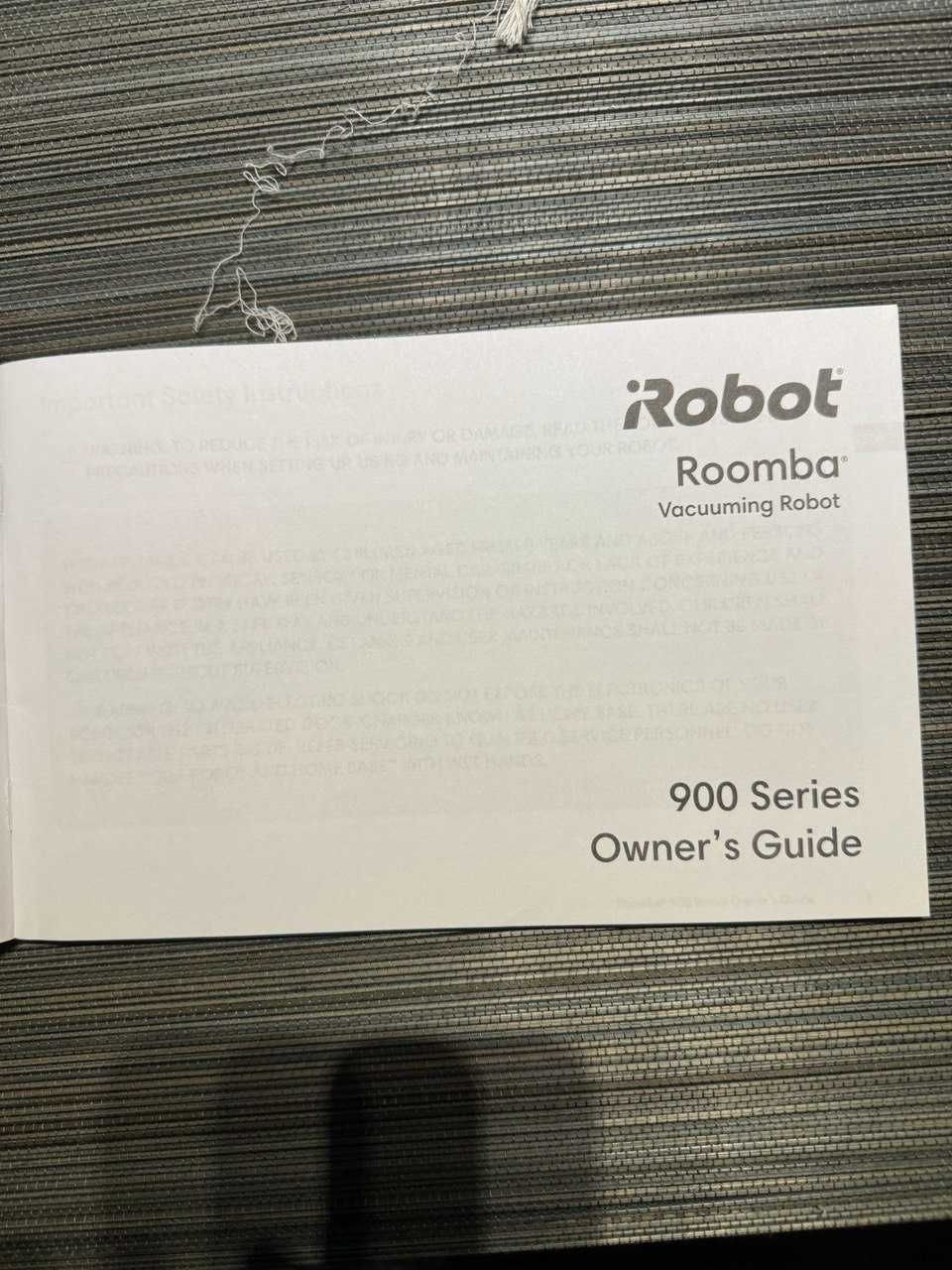 iRobot Roomba 900 Series 960 Robot Vacuum with Wi-Fi Connectivity