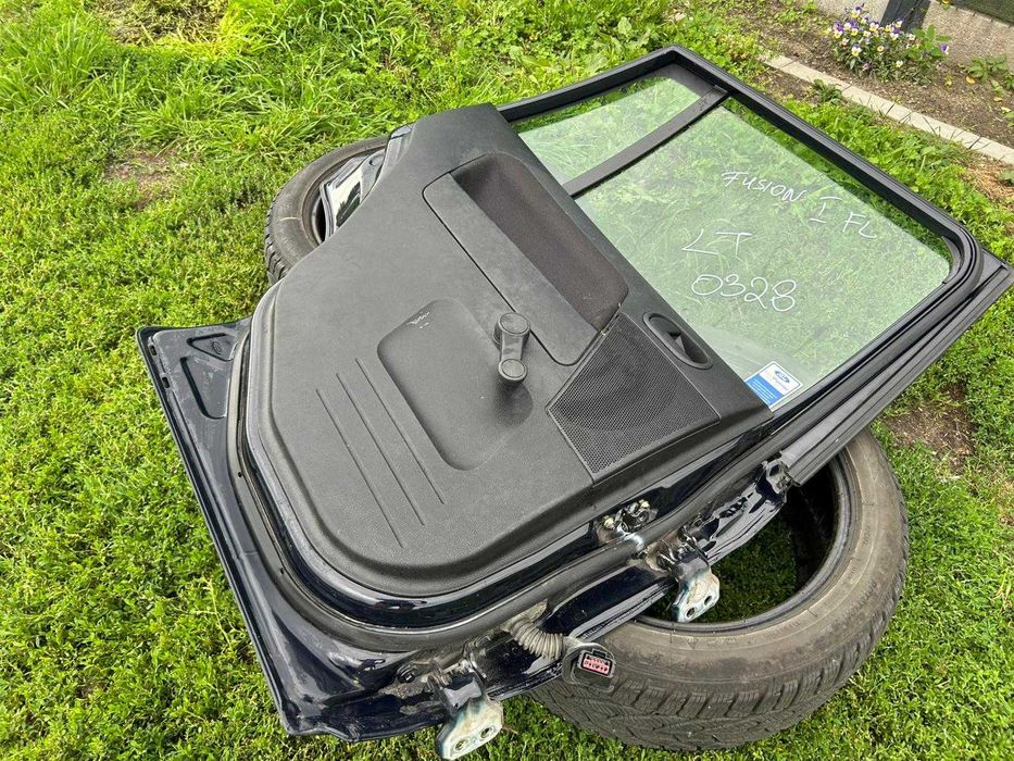 Drzwi lewy tył Ford Fusion Mk1 lift lakier 84