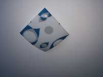 Candeeiro azul e branco plafond