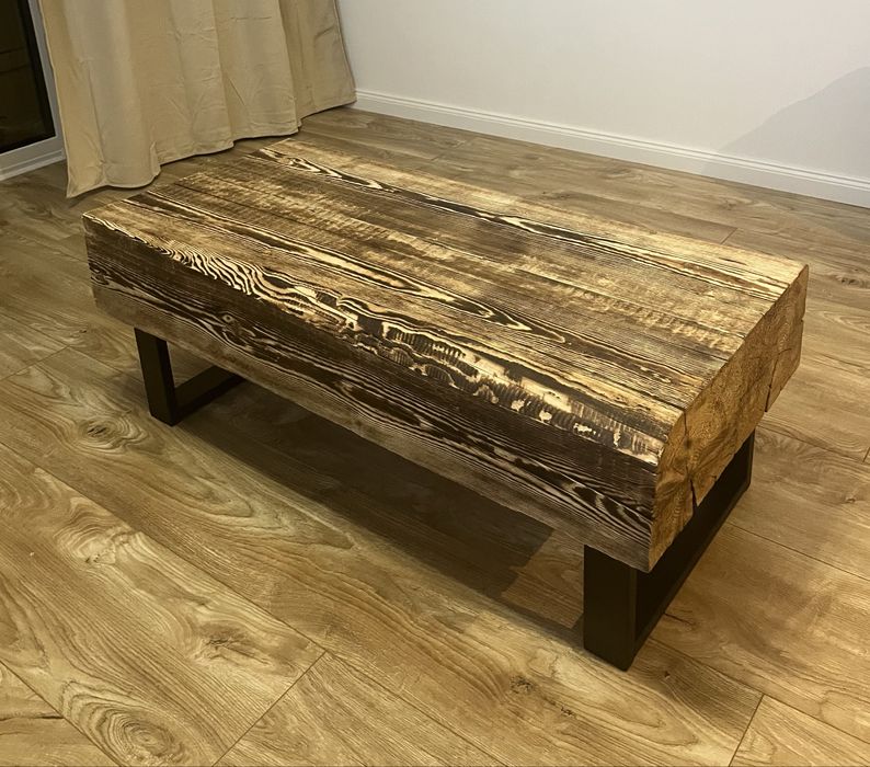 Piękna drewniana ława