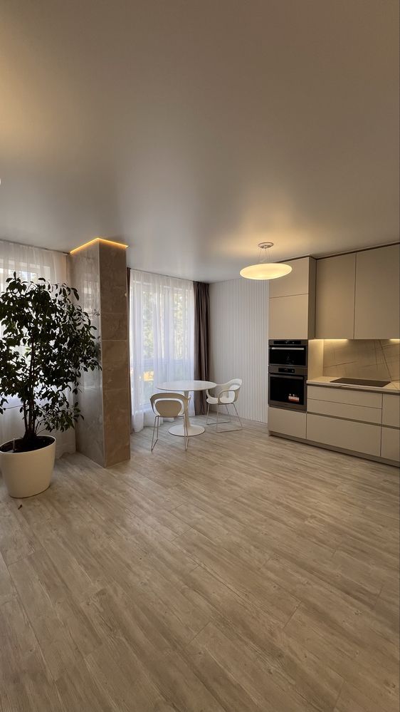 Продаж 2-кімнатної квартири 60 м² в ЖК Чехов Парк, парк Центральний
