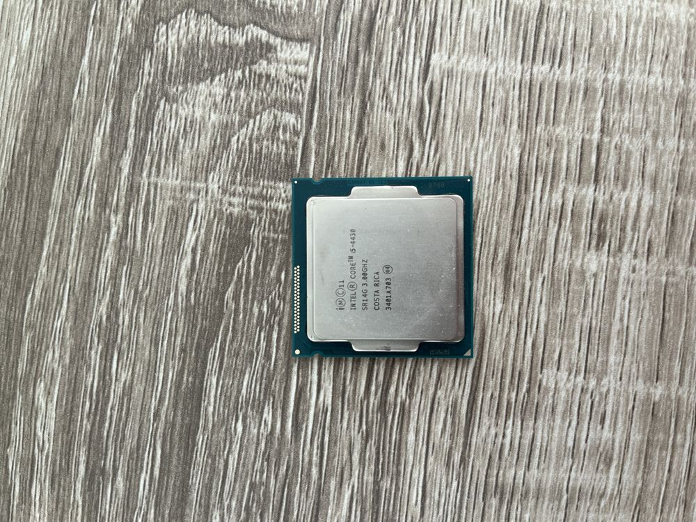Процессор Intel Core i5-4430 s1150