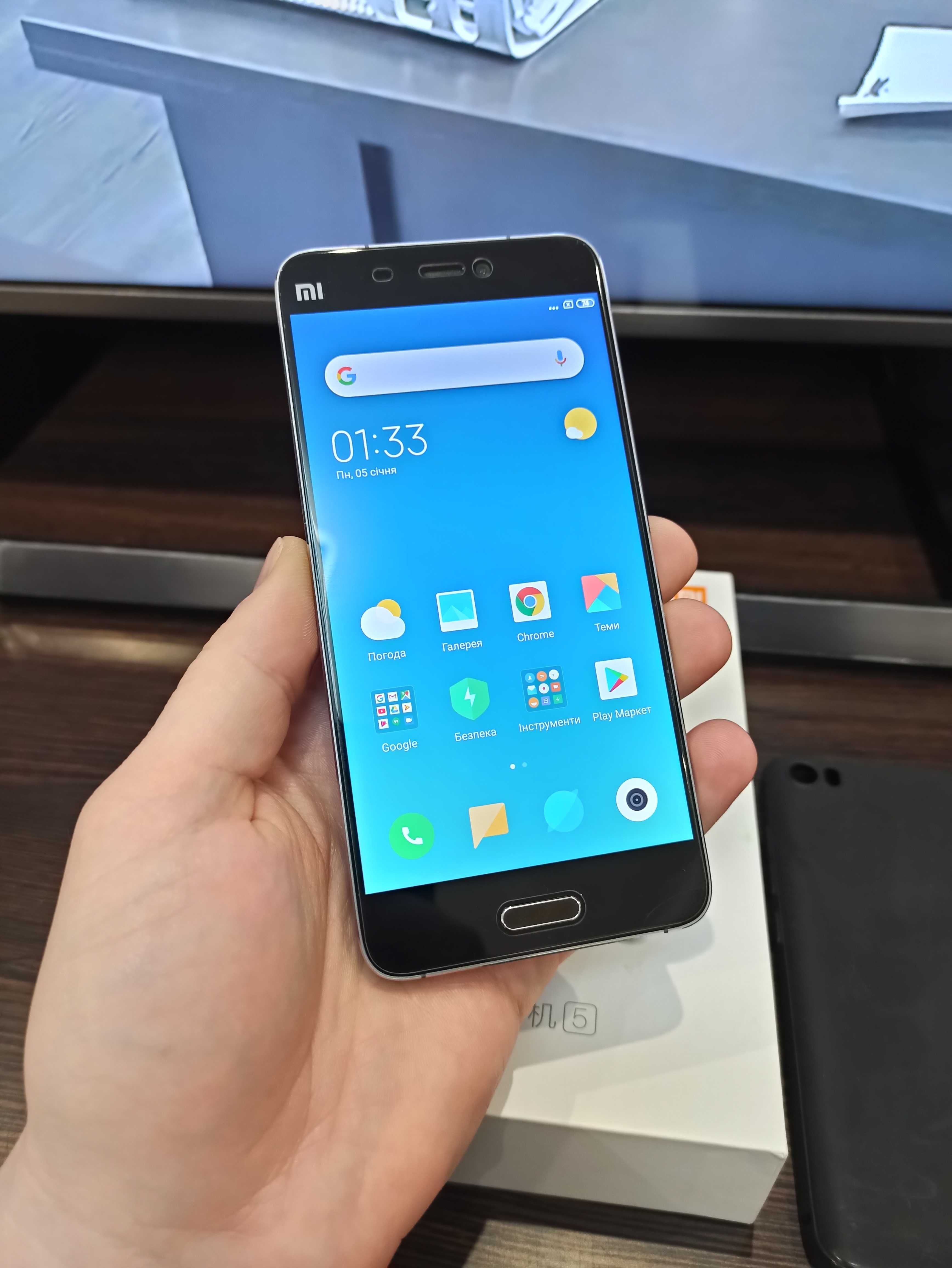 Xiaomi mi 5 пам'яті 3/32 NFC