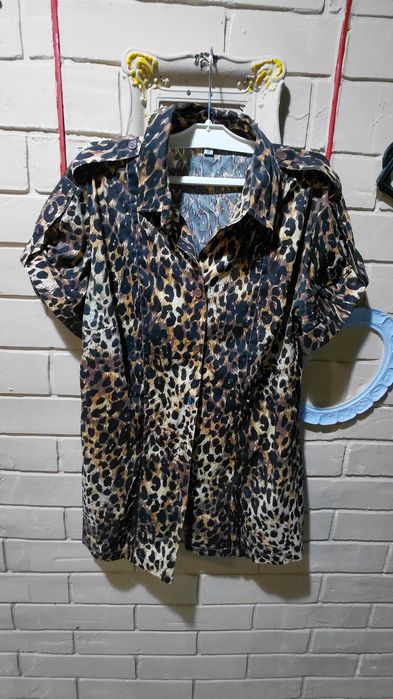 Женская рубашка.