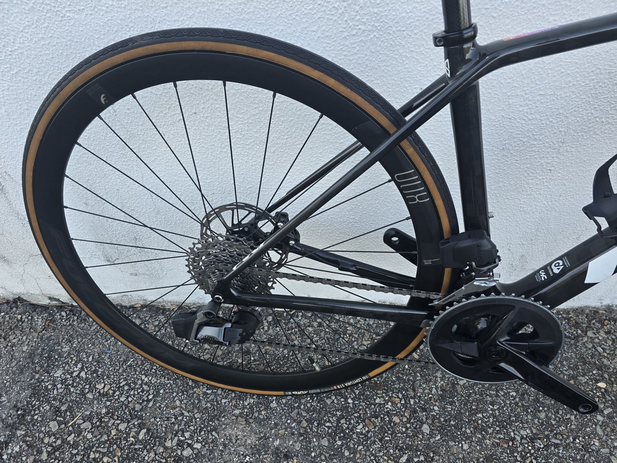 Bicicleta de disco xs sram rival axs 12v