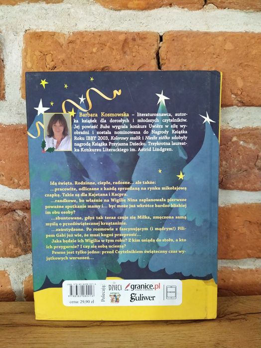 Pięć choinek, w tym jedna kradziona. Opowieść świąteczna.