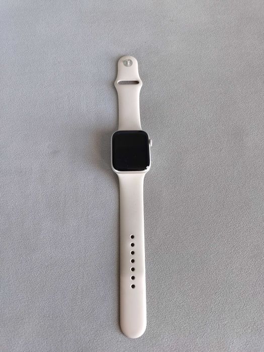 Apple Watch SE2 (GPS, 44 mm)