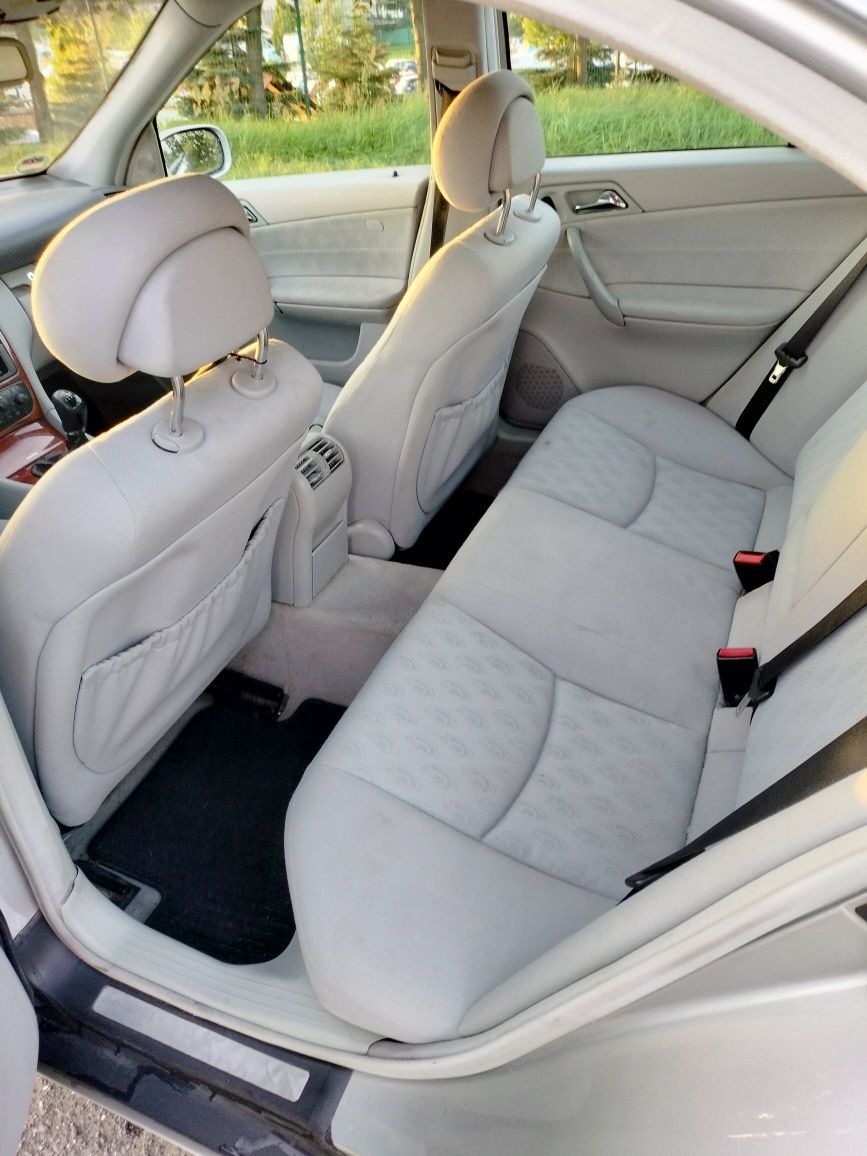 Mercedes C, 1.8 benzyna, 6 biegów, klima nabita i sprawna, elek fotele