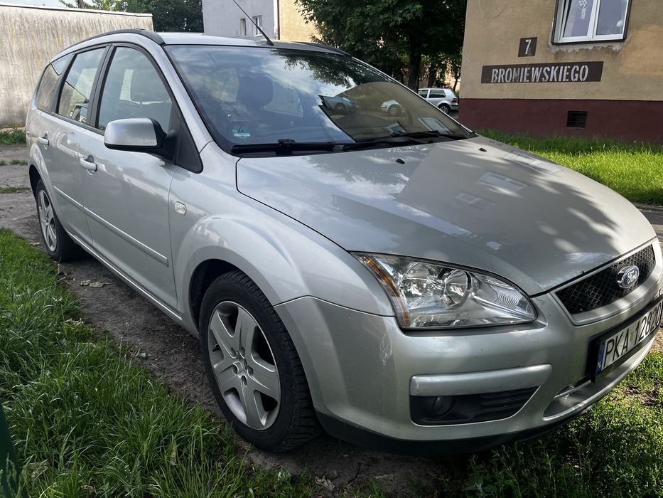 Ford Focus mk2 1.4 benzyna 2007
