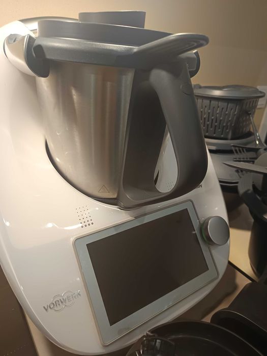 Bimby TM6 (2021) + Mandolina + Espiralizador – Ótimo Estado