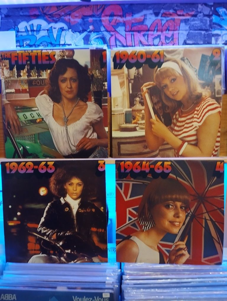 Caixa c/ 9 discos de vinil - Golden Hit Parade