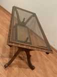 Mesa de centro vintage talhada