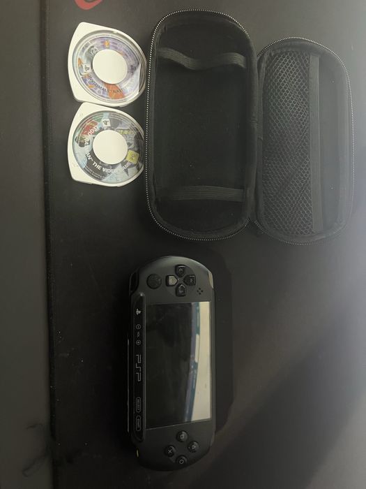 psp e1004 + gra invizimals + lego barman the video game + pokrowrowiec
