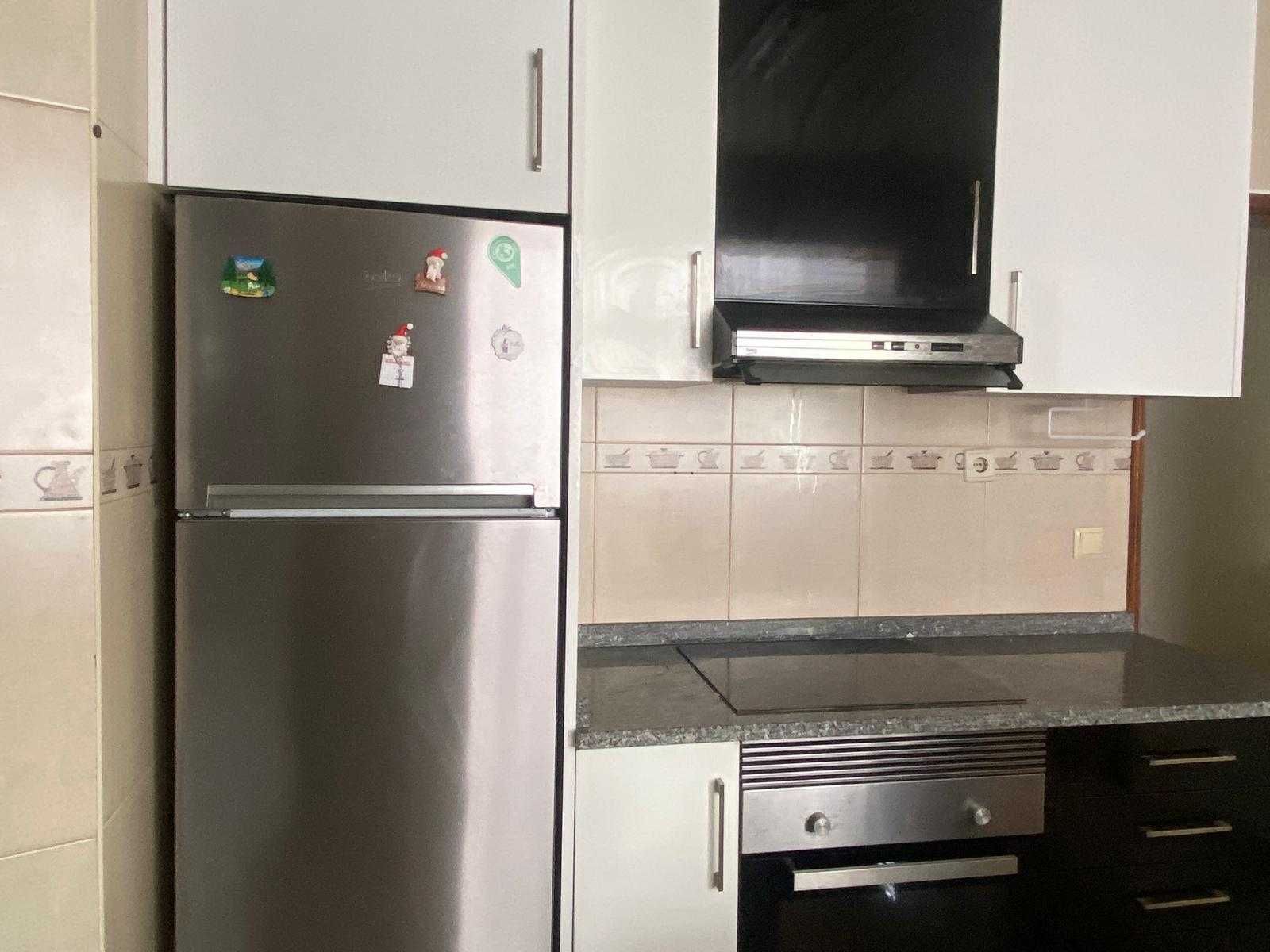 Arrendo Apartamento T3 com garagem e aparcamento